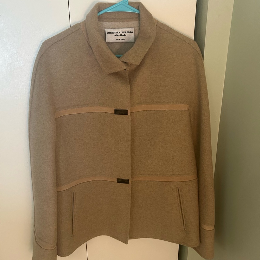 Tan Wool coat - Christian Ruperto Alta Moda